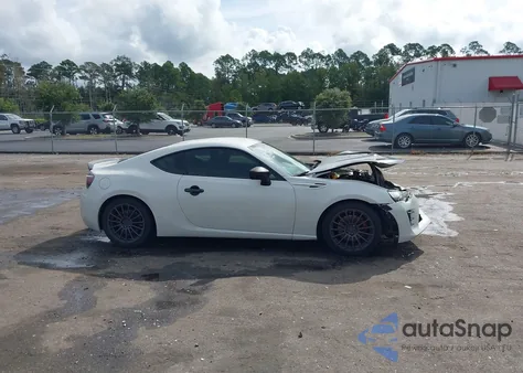 2017 Toyota 86 from USA, damaged, VIN JF1ZNAA12H9709953